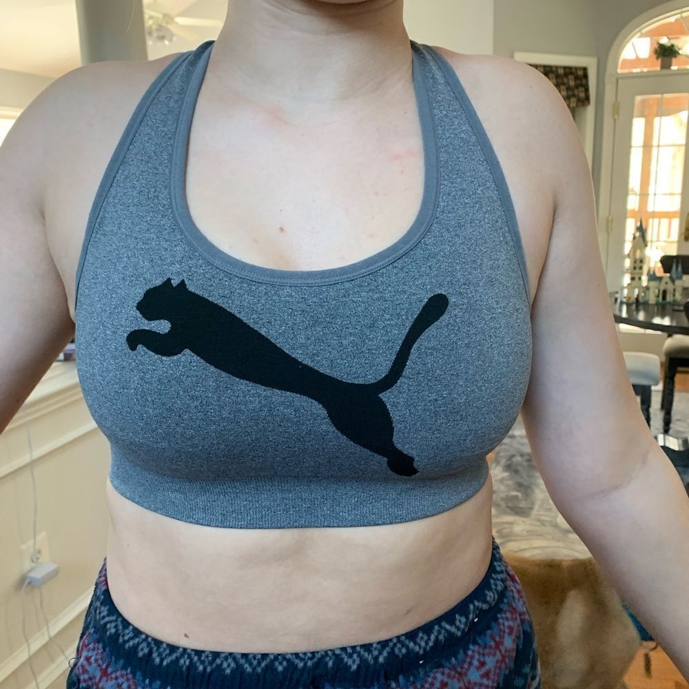 Puma Gray Cross Back Sports Bra sz M EUC
